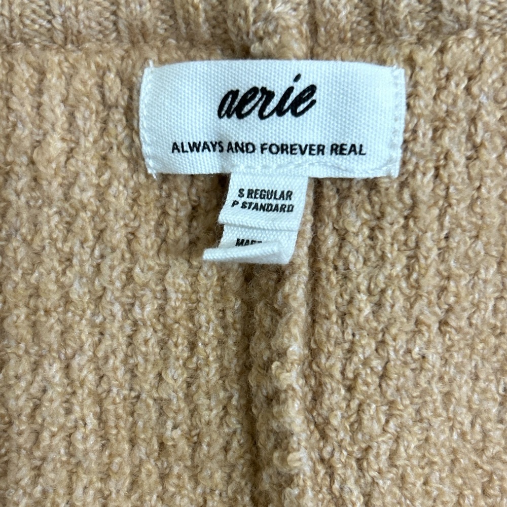 Aerie Cozy Tan Knit Joggers - Picture 4 of 8